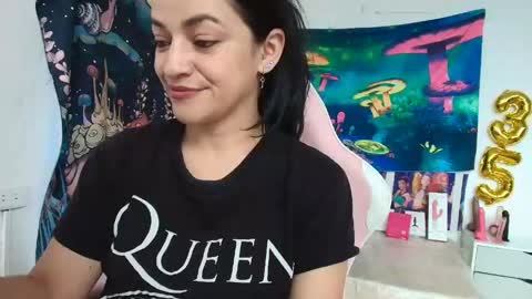 Azucena R online show from 23, 5, 2026