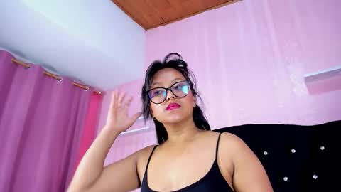 Snapshot of azul_moon chatting on 12, 11, 2025 azul_moon online show from 12, 11, 2025