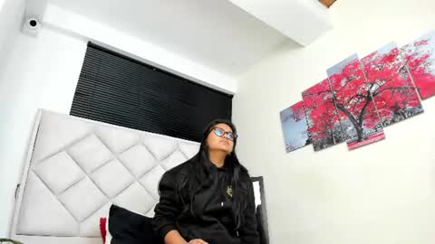 Snapshot of azul_moon chatting on 19, 7, 2026 azul_moon online show from 19, 7, 2026