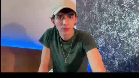 Snapshot of azulyfucsia chatting on 2, 10, 2025 nice boy online show from 2, 10, 2025