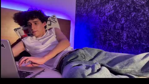 Snapshot of azulyfucsia chatting on 7, 10, 2025 nice boy online show from 7, 10, 2025