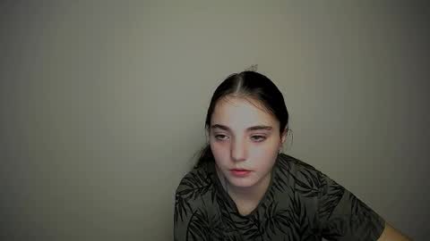 azumi_chan_ online show from 26, 9, 2025