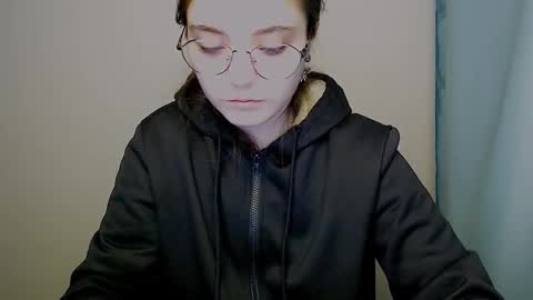 azumi_chan_ online show from 13, 11, 2025