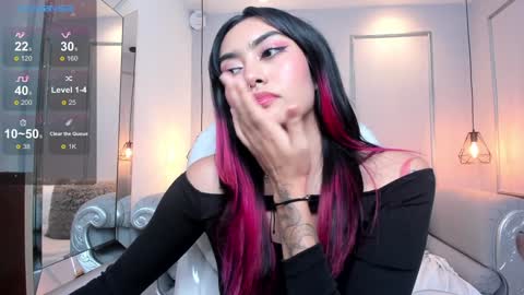 Azura online show from 20, 1, 2025