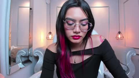 Azura online show from 8, 3, 2025