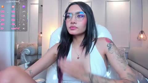 Azura online show from 7, 10, 2025