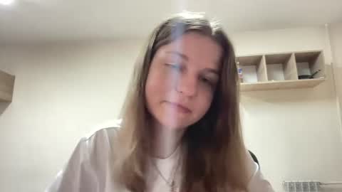 Snapshot of azzieheberly chatting on 28, 6, 2026 Niki online show from 28, 6, 2026