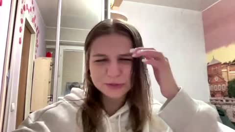 Snapshot of azzieheberly chatting on 19, 7, 2026 Niki online show from 19, 7, 2026