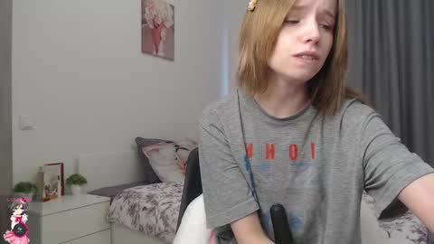 Snapshot of b4by_lol1 chatting on 15, 2, 2025 Hi Daddy Im Jane online show from 15, 2, 2025