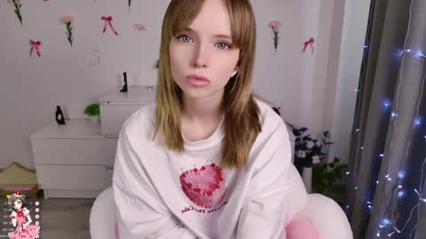 Snapshot of b4by_lol1 chatting on 10, 3, 2025 Hi Daddy Im Jane online show from 10, 3, 2025