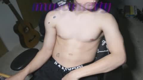 b4nnysturntoo online show from 15, 12, 2025