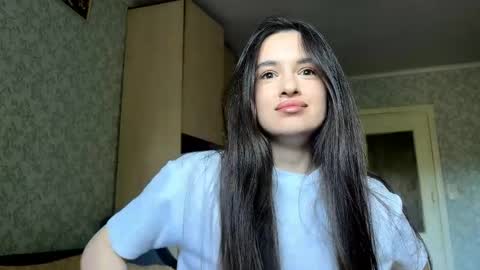 Snapshot of babarashreck chatting on 15, 5, 2026 Caroline online show from 15, 5, 2026