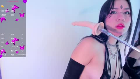 Snapshot of babby_alexxx chatting on 5, 2, 2025 babby_alexxx online show from 5, 2, 2025