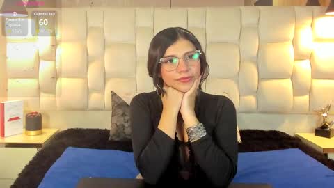 Snapshot of babe_vennus chatting on 22, 5, 2026 Venus online show from 22, 5, 2026