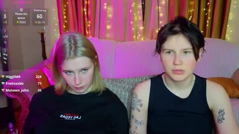 Snapshot of babees_eva chatting on 5, 1, 2026 Sweety Eva online show from 5, 1, 2026