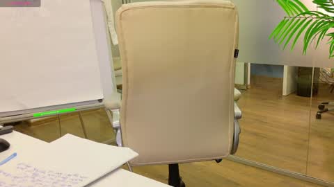 Olivia and Lexi online show from 11, 1, 2025