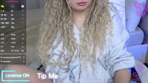 Debora online show from 26, 2, 2025