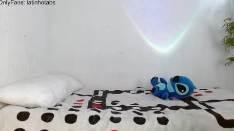 OF GxoXabs online show from 3, 2, 2025