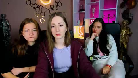 baby online show from 22, 12, 2025