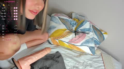 Snapshot of baby_jul1 chatting on 12, 12, 2024 JULY online show from 12, 12, 2024