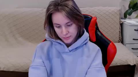 baby_kitte online show from 29, 1, 2025