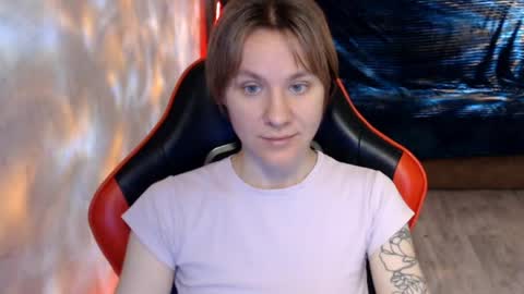 baby_kitte online show from 27, 5, 2026