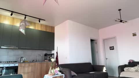 mei online show from 23, 10, 2025