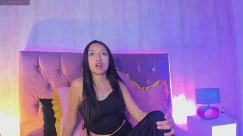 Snapshot of baby_moo chatting on 14, 9, 2025 Moon online show from 14, 9, 2025