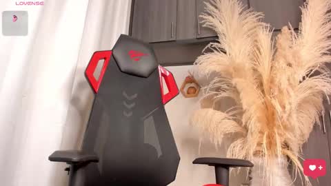 FOLLOW ME  online show from 27, 10, 2025