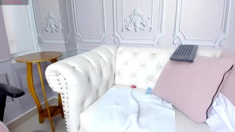 Karla  online show from 7, 3, 2025