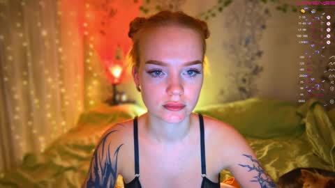 Snapshot of babyfoxyy chatting on 10, 2, 2025 maddy online show from 10, 2, 2025