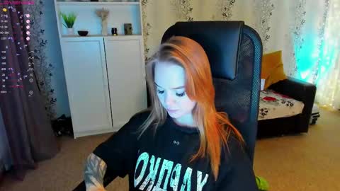 Snapshot of babyfoxyy chatting on 25, 2, 2025 maddy online show from 25, 2, 2025