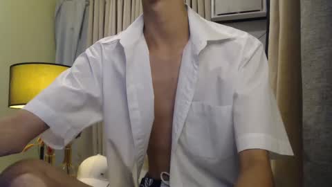 Snapshot of babymasterbater chatting on 10, 3, 2025 call me james online show from 10, 3, 2025