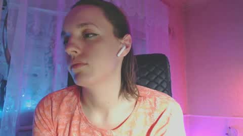 Sonya online show from 4, 3, 2025