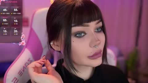 Snapshot of babyroxynill chatting on 21, 4, 2026 Nika online show from 21, 4, 2026