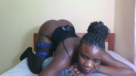 Snapshot of babyrozillah chatting on 7, 7, 2026 PRISCILLAH online show from 7, 7, 2026