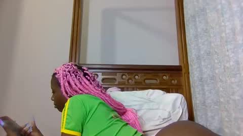 babytylerr online show from 15, 12, 2025