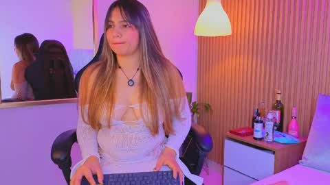 babyzahara online show from 12, 5, 2026