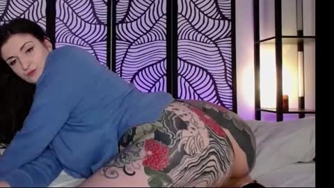 Ava online show from 6, 1, 2025