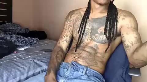 Snapshot of bad_dawgg chatting on 4, 7, 2026 rastafaria online show from 4, 7, 2026