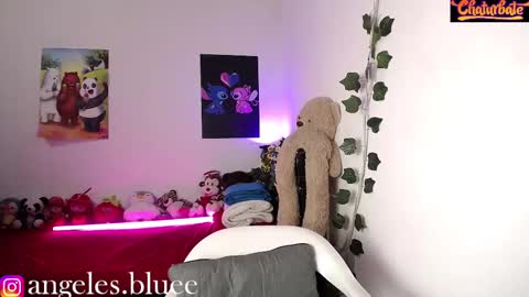 Snapshot of bad_girl_2003 chatting on 3, 3, 2025 Angeles online show from 3, 3, 2025
