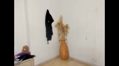 bad_girl_deluxe online show from 3, 11, 2025