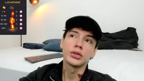 Snapshot of badboy_one chatting on 3, 1, 2025 jhojan online show from 3, 1, 2025