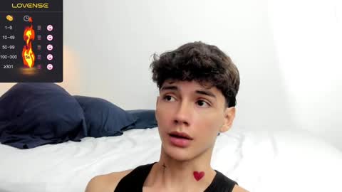 Snapshot of badboy_one chatting on 9, 2, 2025 jhojan online show from 9, 2, 2025