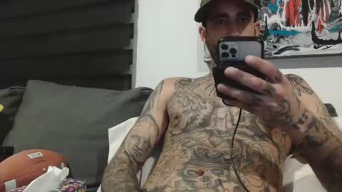 BadCouple  online show from 17, 1, 2026