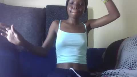 Snapshot of baddie_floxxy chatting on 28, 2, 2026 baddie_floxxy online show from 28, 2, 2026