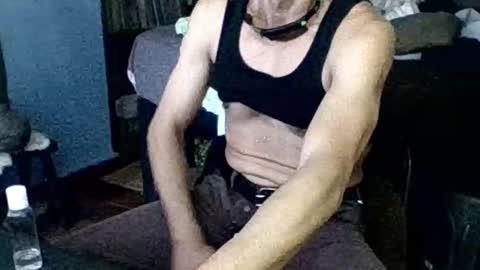 Mexican livin Off the Wall online show from 9, 10, 2025