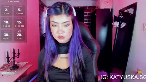 Snapshot of badkatyuska chatting on 2, 1, 2025        Please help me to reach 100 thumbs up online show from 2, 1, 2025