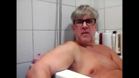 baggelina75 online show from 12, 1, 2025