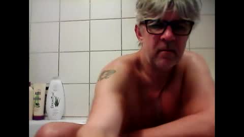 baggelina75 online show from 10, 3, 2025